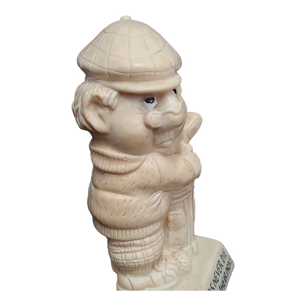 Vintage 1975  Figurine " Old Golfer's Never Die They Just Lost Their Drive" - Picture 4 of 12